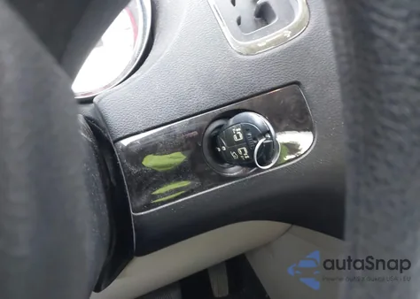 2013 Dodge Grand Caravan Sxt z USA, uszkodzony, nr VIN 2C4RDGCG4DR523725